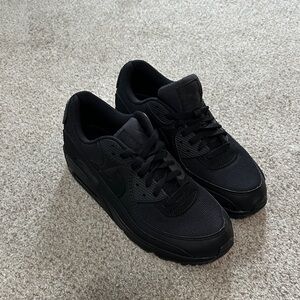 Nike Men's Size 9 Air Max 90